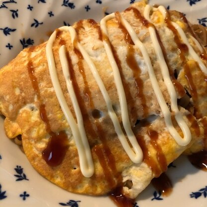 お昼ご飯に作ってみました。あおのりは中の焼きそばにかけちゃいました♡